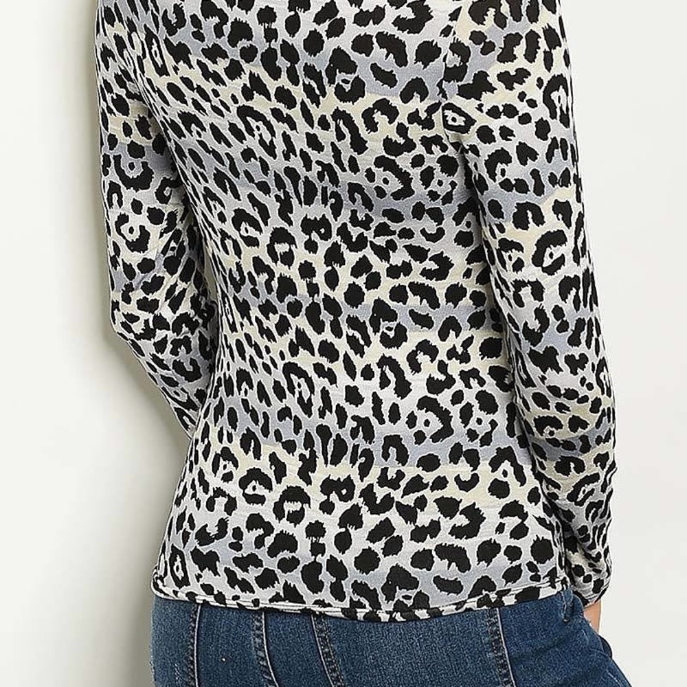 Snow Leopard Long Sleeve Top - Picture 3 of 3